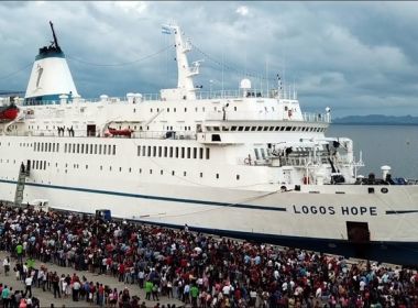 MP-BA investigará discriminação religiosa de 'livraria flutuante'; OAB-BA critica