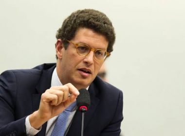 Novo suspende Ricardo Salles por 'dano grave' a reputação do partido