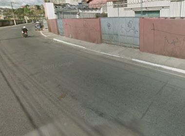 Acidente entre dois carros deixa quatro pessoas feridas na Baixa do Fiscal