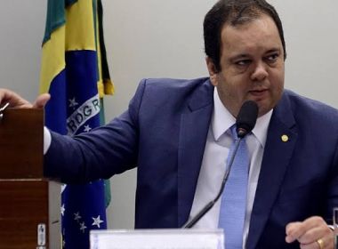 ACM Neto não quer saber de Elmar na Presidência da Câmara, diz coluna