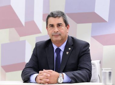 PT abre representação contra deputado que quebrou placa da Consciência Negra na Câmara