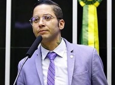 Deputado Igor KannÃ¡rio Ã© acusado de agressÃ£o por piscineiro que trabalhava em sua casa