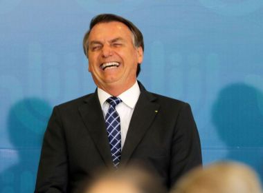 Presidente Jair Bolsonaro vai passar réveillon na Bahia, diz jornal