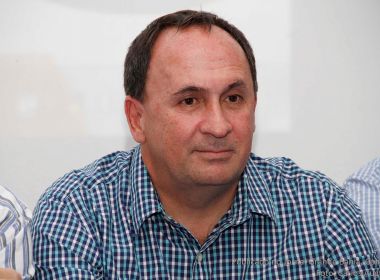 Gualberto retorna no final do mês a Salvador e quer participar das discussões eleitorais