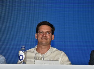 Funcionalismo público não é o inimigo brasileiro, afirma João Roma 