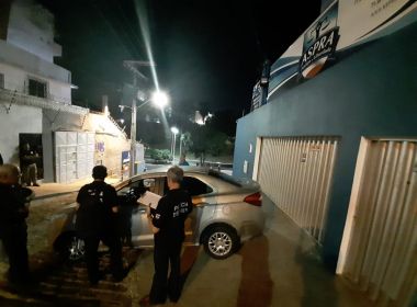 Polícia realiza reconstituição de ataque a veículo que levava assessores de Prisco