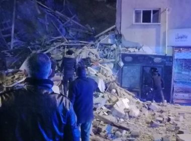 Terremoto mata mais de 20 pessoas na Turquia