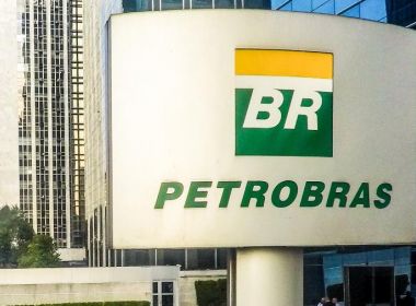 TST bloqueia contas de sindicatos e autoriza contratação temporária Petrobras
