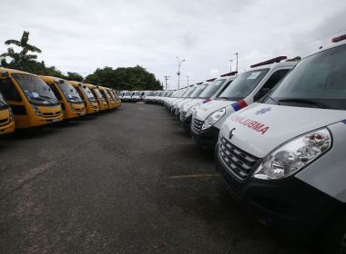 Rui entrega ônibus escolares, ambulâncias e viaturas; veículos custaram R$ 15,7 mi