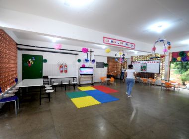 Três escolas recebem filhos de ambulantes que trabalham no Carnaval