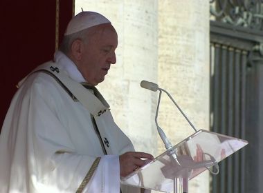 Papa Francisco fará missas via transmissão na internet até 15 de março