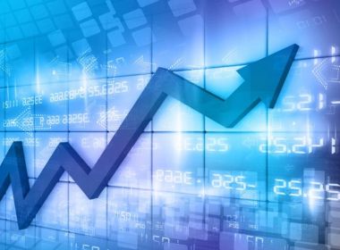 Ibovespa fecha em alta e petróleo sobe 9,98% após incentivos de combate ao coronavírus 