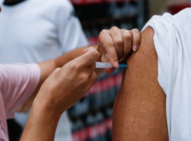 Prefeitura de Lauro de Freitas faz campanha de vacinação contra H1N1