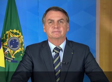 Bolsonaro diz que governo 'começa a pagar' R$ 600 para informais na próxima semana