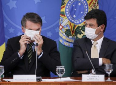 Mandetta avalia que demissão pode trazer responsabilidade a Bolsonaro, diz coluna