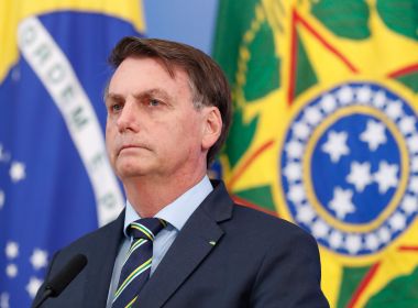 Bolsonaro diz que Moro condicionou substituição de Valeixo à indicação para STF