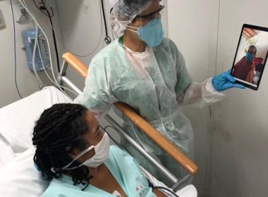 Hospital da Bahia promove 'visitas virtuais' para pacientes com Covid-19