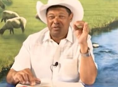 MPF pede retirada do ar de vÃ­deos de pastor prometendo cura falsa da Covid-19
