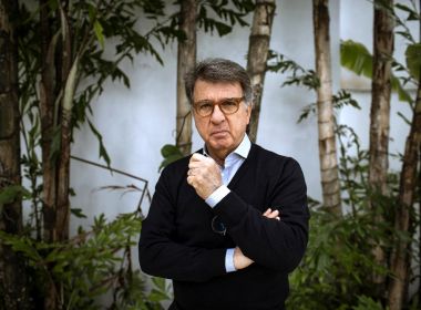 Provas de vazamento de operação da PF para Flávio Bolsonaro são entregues por Marinho