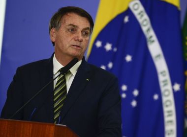 Mensagens mostram que Bolsonaro tomou decisão unilateral para tirar Valeixo da PF