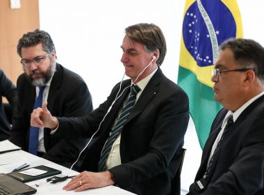 Bolsonaro veta repasse de R$ 8,6 bilhões de fundo extinto para combate ao coronavírus
