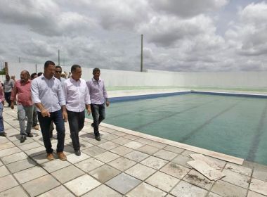 Osni se defende de condenação no TCE: 'Piscina foi entregue em pleno funcionamento'
