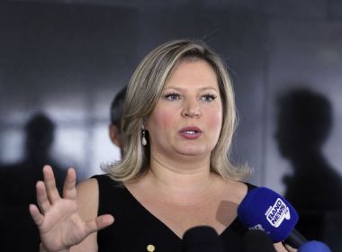 Ex-funcionários acusam Joice Hasselmann de produzir fake news, deputada nega