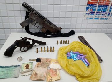 Ação em Amaralina acaba com apreensão de drogas, submetralhadora e 2 mortos