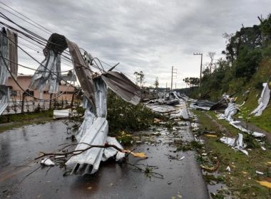 Ciclone causa estragos e mortes Santa Catarina nesta terça-feira; veja vídeo