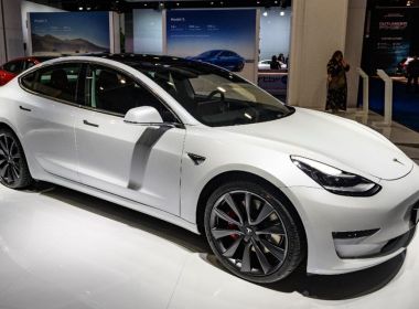 Tesla ultrapassa Toyota e se torna montadora mais valiosa do mundo