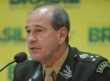Ministro da Defesa diz ser o único representante das Forças Armadas no governo Bolsonaro 