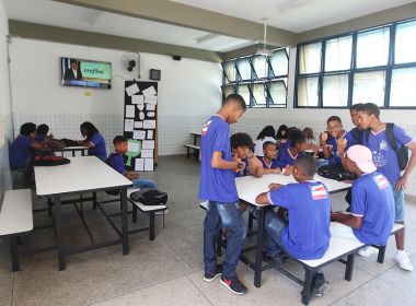 Governo da BA inicia processo para implantar nova base curricular no ensino estadual