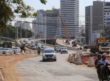 Obras do BRT provocam alterações no tráfego da Av. ACM; veja 