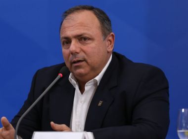 Saúde espera crescimento de mortes para agir contra a '2ª onda' da Covid-19 no Brasil 