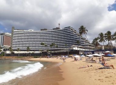 Turista carioca morre após cair do 7° andar de hotel em Ondina