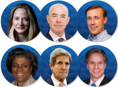 Biden escolhe mulher para liderar a inteligência dos EUA e latino para Segurança Interna