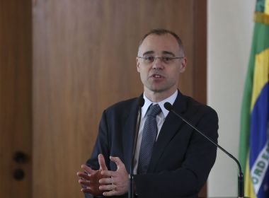 Ministro da Justiça testa positivo para a Covid-19