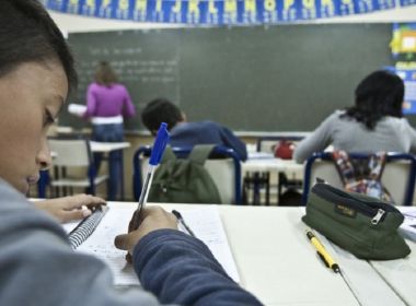 Governo altera parâmetros do Fundeb e reduz investimento anual por aluno em 2020
