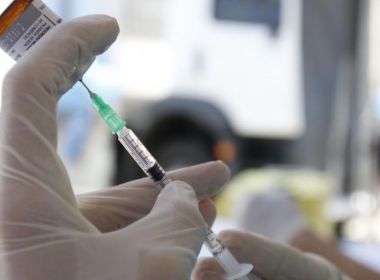 Bahia compra agulhas e seringas, mas vacina da Covid será adquirida pelo governo federal