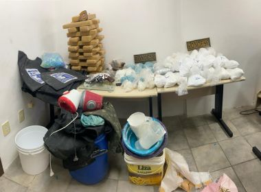 Polícia Militar desmonta laboratório do tráfico de drogas no bairro de Pernambués