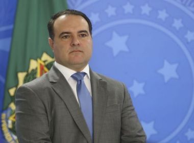 Bolsonaro oficializa nomeação de Jorge Oliveira para vaga de ministro do TCU