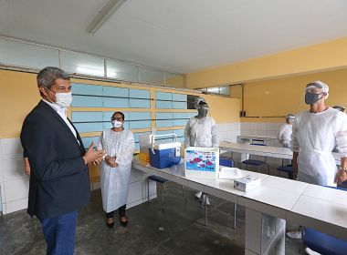 SEC pleiteia inclusão de professores na prioridade da vacina contra Covid na Bahia