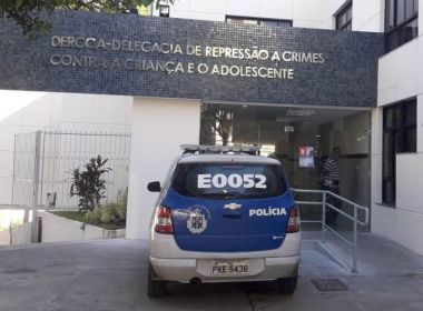 Homem é preso em Salvador suspeito de estuprar filhos de 4 e 8 anos de idade