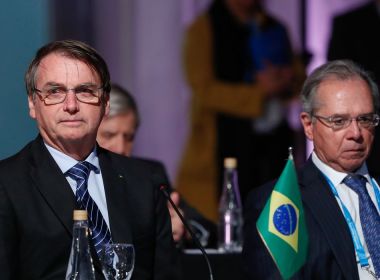 Guedes diz que pedidos de impeachment 'porque deu um tapa na ema' são 'sabotagem'