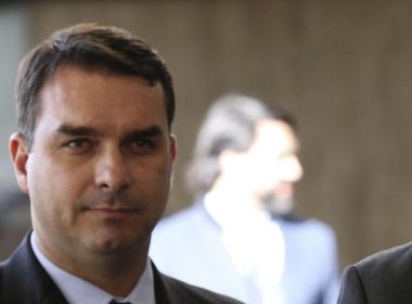 Revista divulga íntegra de relatórios da Abin entregues à defesa de Flávio Bolsonaro