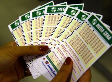 Vencedor da Mega da Virada tem até hoje para retirar R$ 162,6 milhões