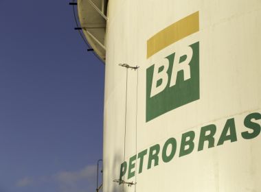 Mortes por Covid- 19 aumentaram mais que cinco vezes na Petrobras, aponta coluna