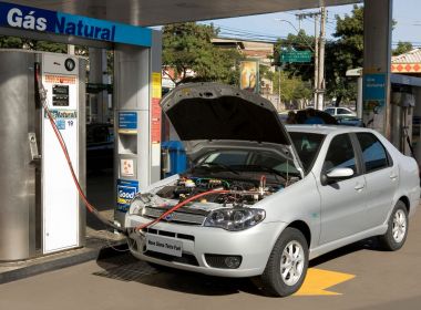 Bahiagás anuncia reajuste de 35,5% no preço do GNV a partir deste sábado