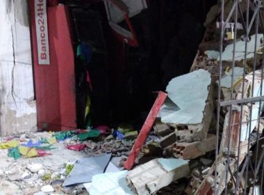 Caixas eletrônicos dentro de mercado são explodidos no bairro de Mussurunga