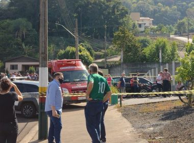 Adolescente entra em escola municipal e mata duas crianças em Santa Catarina
